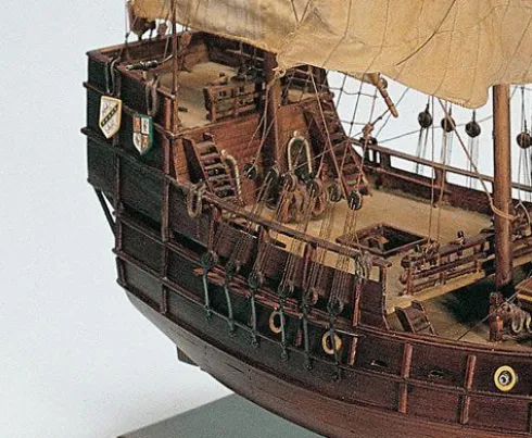Amati Santa Maria houten scheepsmodel 1:65
