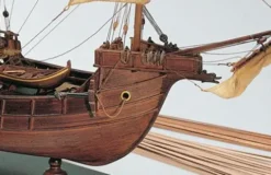 Amati Santa Maria houten scheepsmodel 1:65