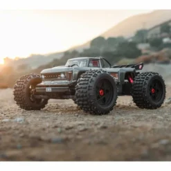 ARRMA 1/10 OUTCAST 4S 4X4 Brushless Stunt Truck RTR Gun Metal 80km/h zonder accu en lader