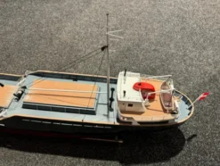 Billing Boats Mercantic 424 houten scheepsmodel 1:50 compleet gebouwd met motor, regelaar, servo, as, propeller en gewichten (helemaal nieuw)!
