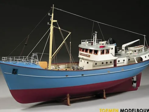 Billing Boats Nordkap houten scheepsmodel 1:50nu met gratis Nordkap winterpakket met muts etc)