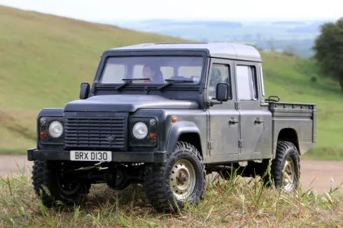 Boom Racing Land Rover® Defender 130 High Capacity Pickup 1/10 4WD RC Kit – BRX02 D130 – BR8017