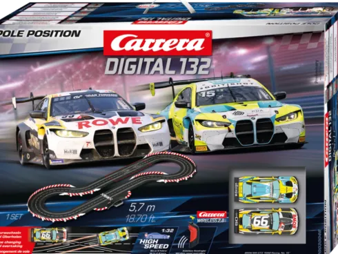 Carrera Digital 132 Pole Position Racebaan BMW M4 GT3 ROWE Racing No.99 en BMW M4 GT3 RAM Racing No.15 + Draadloze 2.0 regelaars – 20030046