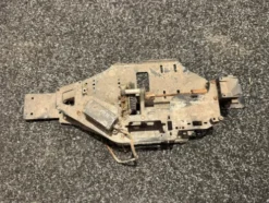 1/10 chassis (donor chassis gebruikt / niet compleet)!