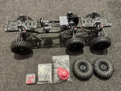 6×6 Crawler 1/10 carbon chassis met aluminum onderdelen helemaal nieuw!