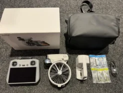 DJI Flip Fly More Combo met DJI RC331 Smart Controller in een TOP staat met 1 jaar garantie!