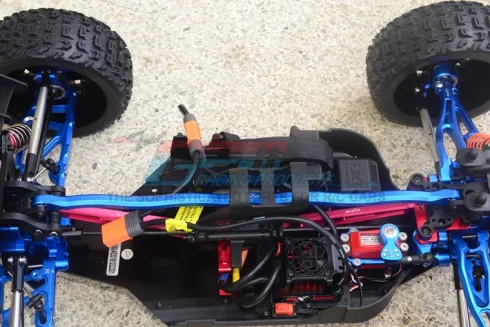 GPM Aluminium Center Brace Bar & Chassis Brace for ARRMA 1/8 Rood