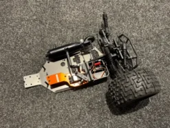 HPI Bullet ST 3.0 4WD 1/10 Nitro Stadium Truggy RTR 2.4GHz – Nieuw chassis donor inclusief ontvanger en servo – What You See Is What You Get