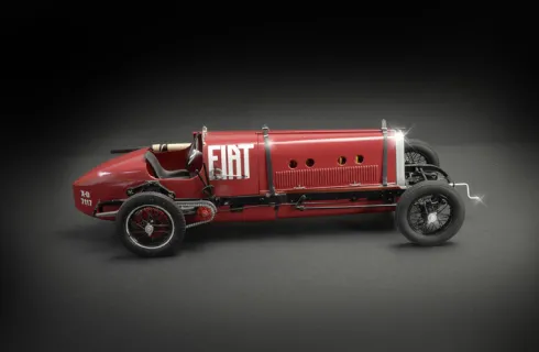 Italeri Fiat Mefistofele 21706 in 1:12 bouwpakket