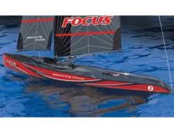 JOYSWAY Focus V3 1-meter Zeilboot RTR Rood – Wedstrijdwaardige RC-zeilboot met uitstekende vaareigenschappen