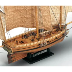 Mamoli Le Coureur Franse logger houten scheepsmodel 1:54