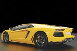 Pocher 1/8 Lamborghini Aventador Geel metalen bouwpakket