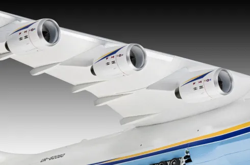 Revell Antonov AN-225 Mrija in 1:144 bouwpakket