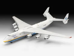 Revell Antonov AN-225 Mrija in 1:144 bouwpakket
