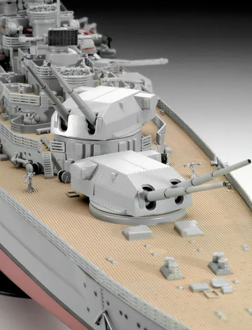 Revell Battleship BISMARCK in 1:350 bouwpakket