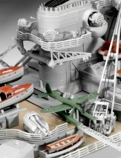 Revell Battleship BISMARCK in 1:350 bouwpakket