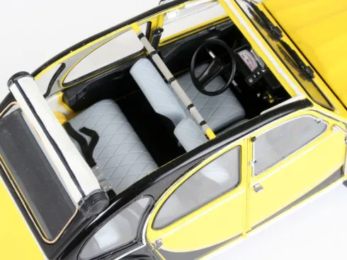 Revell Citroen 2CV CHARLESTON in 1:24 bouwpakket