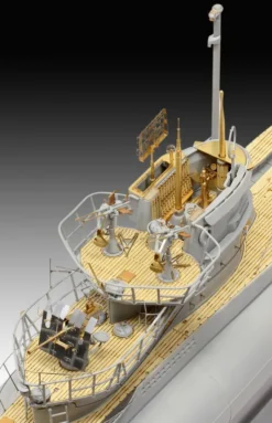 Revell German Submarine Type VII C/41 in 1:72 bouwpakket Platinum editie nu van 174,95voor 79,95 (nice price)