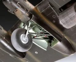 Revell Lancaster B.III DAMBUSTERS in 1:72 bouwpakket