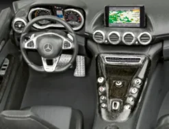 Revell Mercedes-AMG GT in 1:24 bouwpakket met lijm en verf