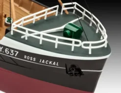 Revell Northsea Fishing Trawler in 1:142 bouwpakket
