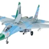 Revell Suchoi Su-27 Flanker in 1:144 bouwpakket met lijm en verf