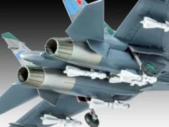 Revell Suchoi Su-27 Flanker in 1:144 bouwpakket met lijm en verf