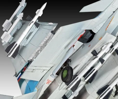 Revell Sukhoi Su-33 Navy Flanker 1:72 bouwpakket