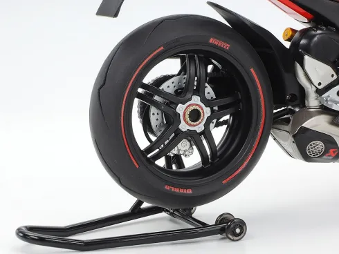 Tamiya Ducati Superleggera V4 in 1:12 bouwpakket