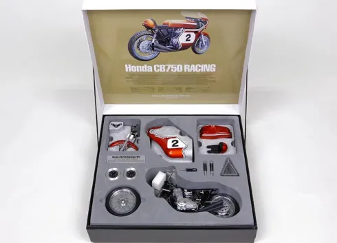 Tamiya 1/6 Honda CB 750 Racing Masterwork bouwpakketLaatste!!