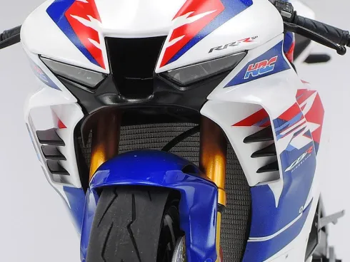 Tamiya Honda CBR 1000RR-R Firebl. SP 30th 1:12 bouwpakket