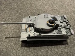 Tamiya 1/16 Tank Tiger I Early production compleet met Tamiya module echt in een TOP staat (zonder zender en ontvanger)!