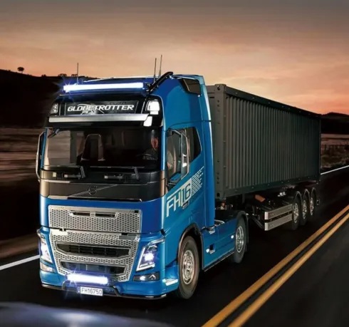 Tamiya Volvo FH16 750 4×2 1/14 Truck