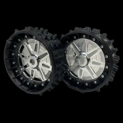 Taylor Super Spike 3″ Bandenpaar met Lightweight Centres 24mm Hex voor 1/5 RC modellen Zilver