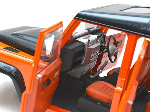 Team Raffee Co. TRC-D110 Defender Station Wagon 1/10 Hard Body Inclusief Plastic Stoelen