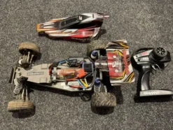 Traxxas Bandit 2WD VXL brushless buggy met Traxxas 8.4V NiMH 3000mah batterij (heeft wat liefde nodig / geen garantie)!