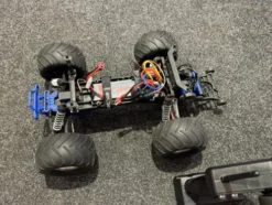 Traxxas Bigfoot 2WD brushless electro monster truck RTR compleet met 2S lipo batterij (gebruikt)!
