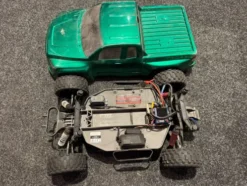 Traxxas Slash VXL Brushless 2WD (donor chassis gebruikt / niet compleet)!