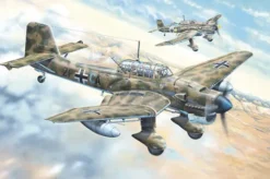 Trumpeter Junkers Ju-87R Stuka – 1:24 bouwpakket